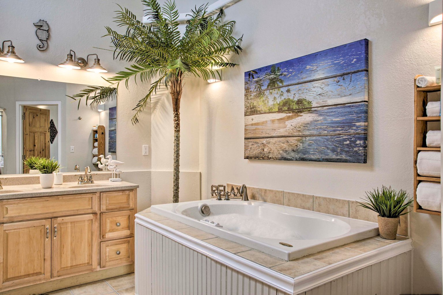 Nine Mile Falls Vacation Rental