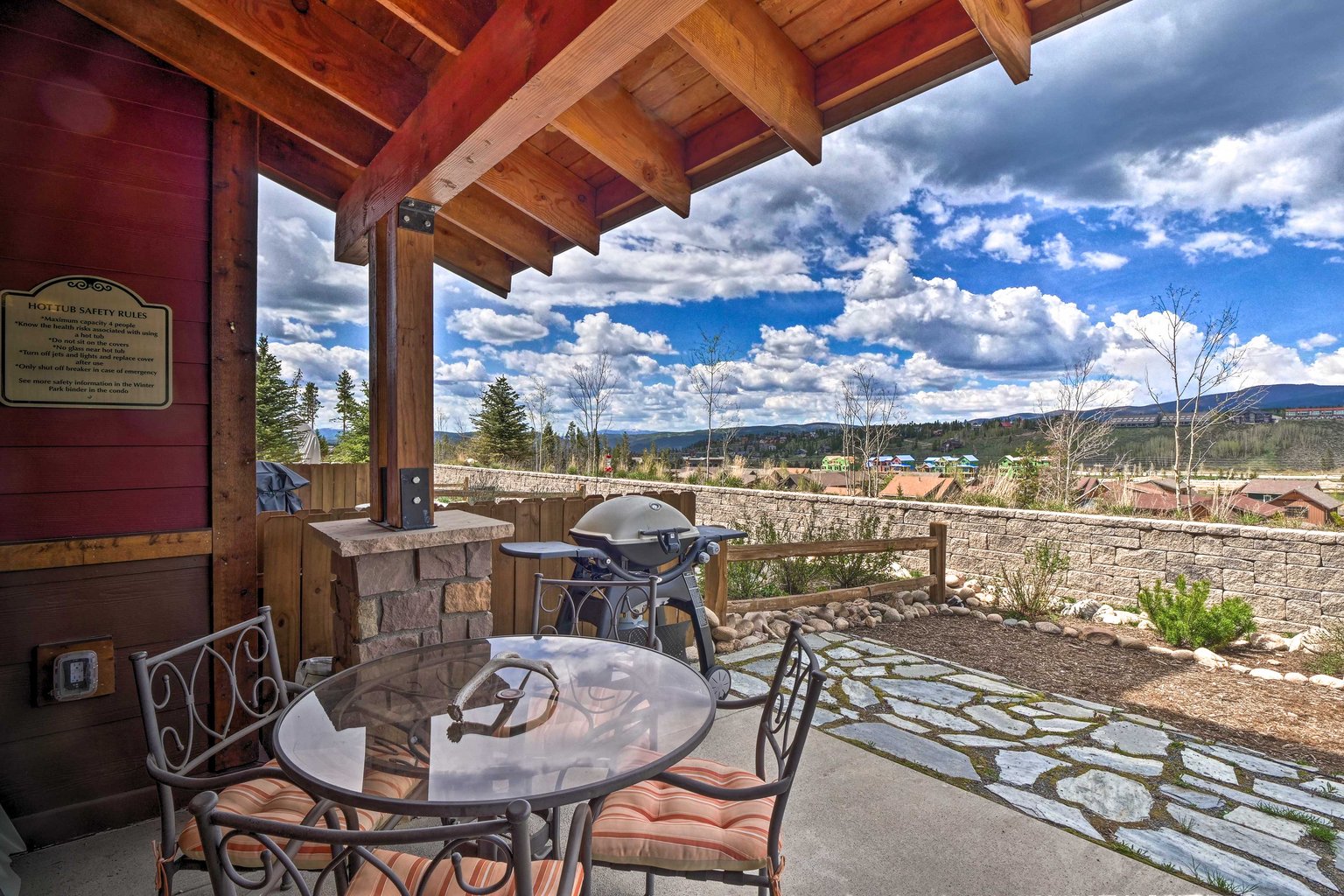 Parshall Vacation Rental