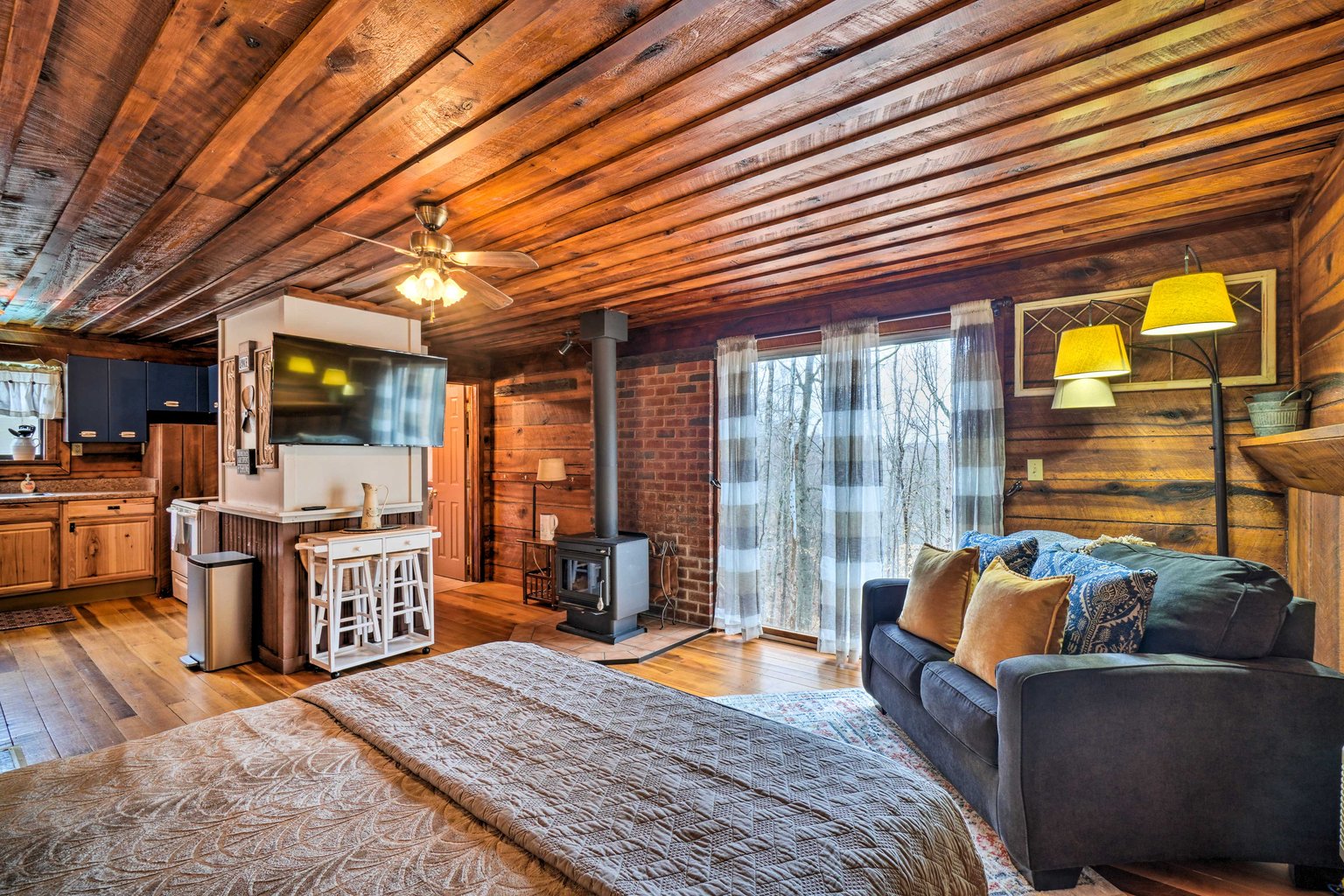 Byrdstown Vacation Rental