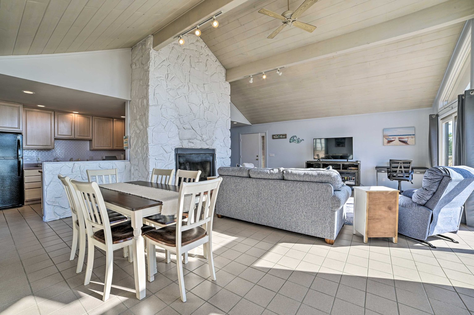 De Tour Village Vacation Rental