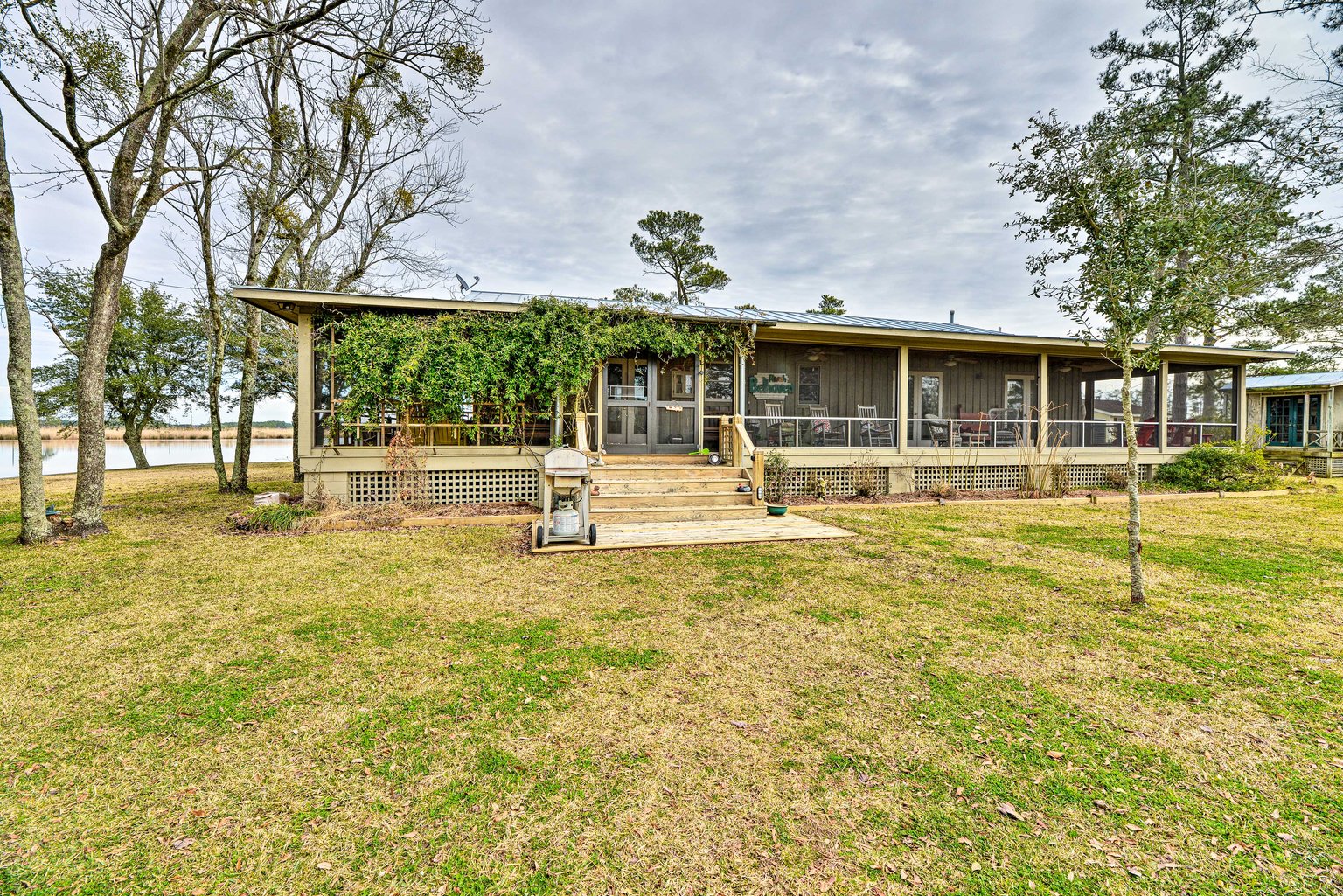 Belhaven Vacation Rental