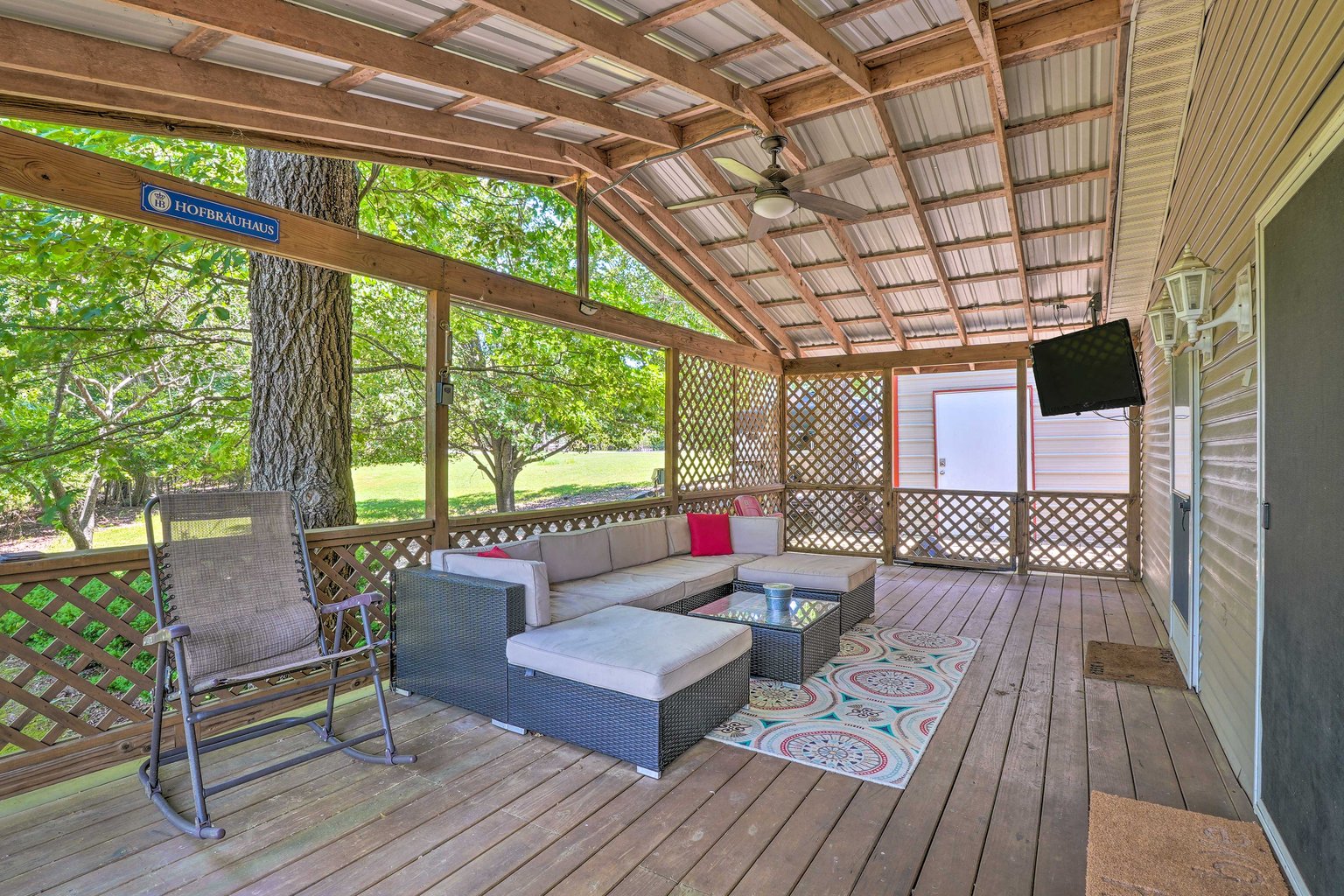 Little Flock Vacation Rental