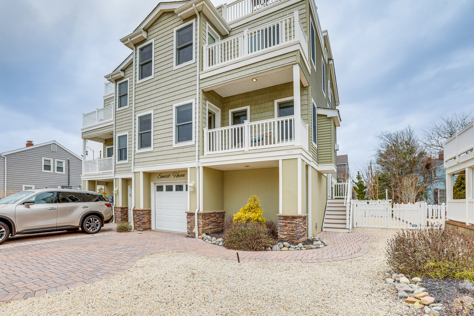 Long Beach Vacation Rental