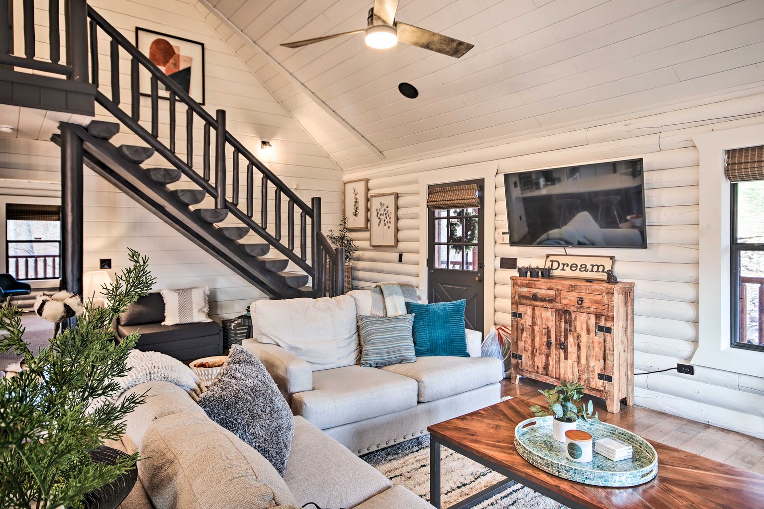 Sulphur Springs Vacation Rental