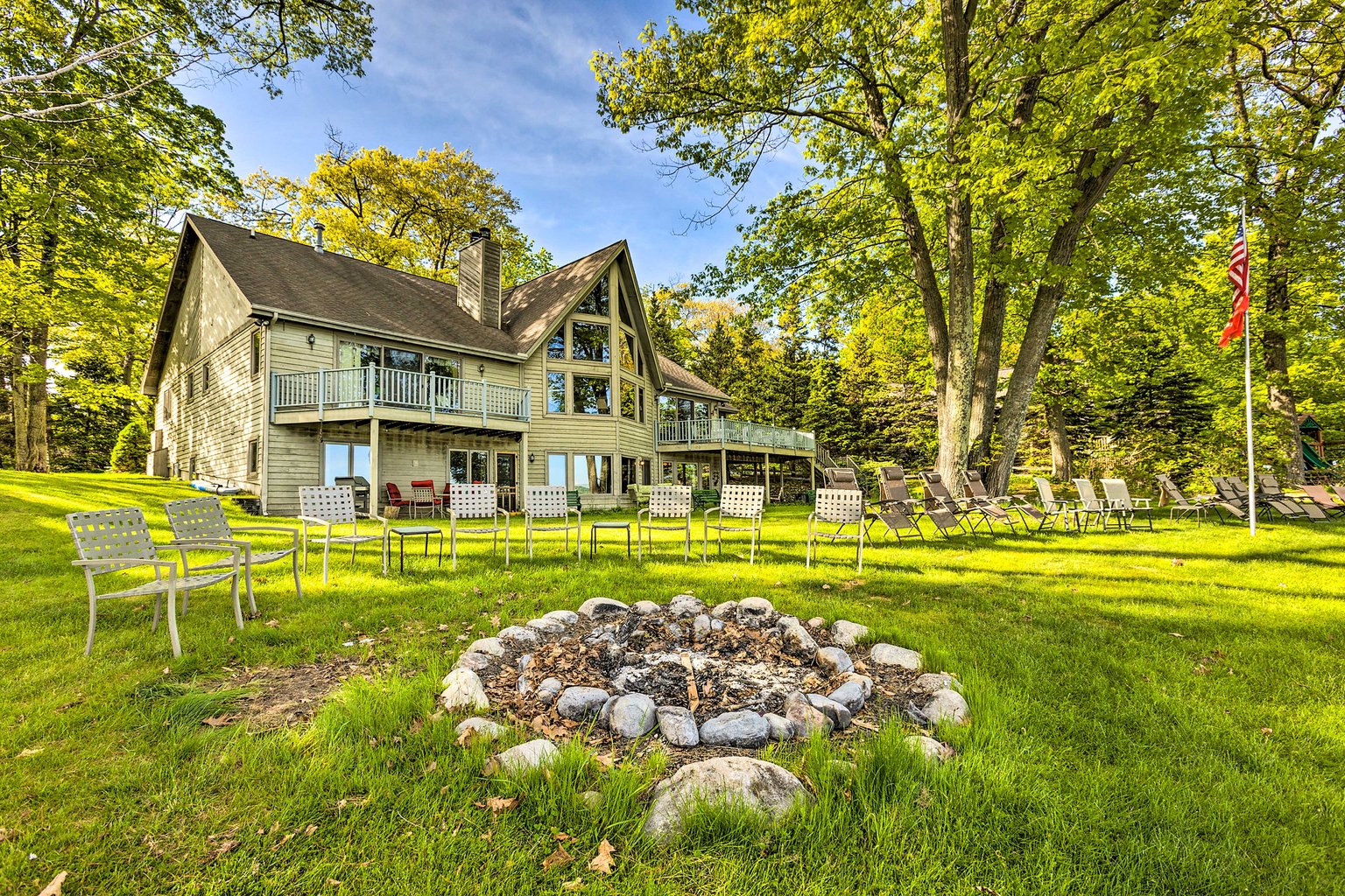 Glen Arbor Vacation Rental