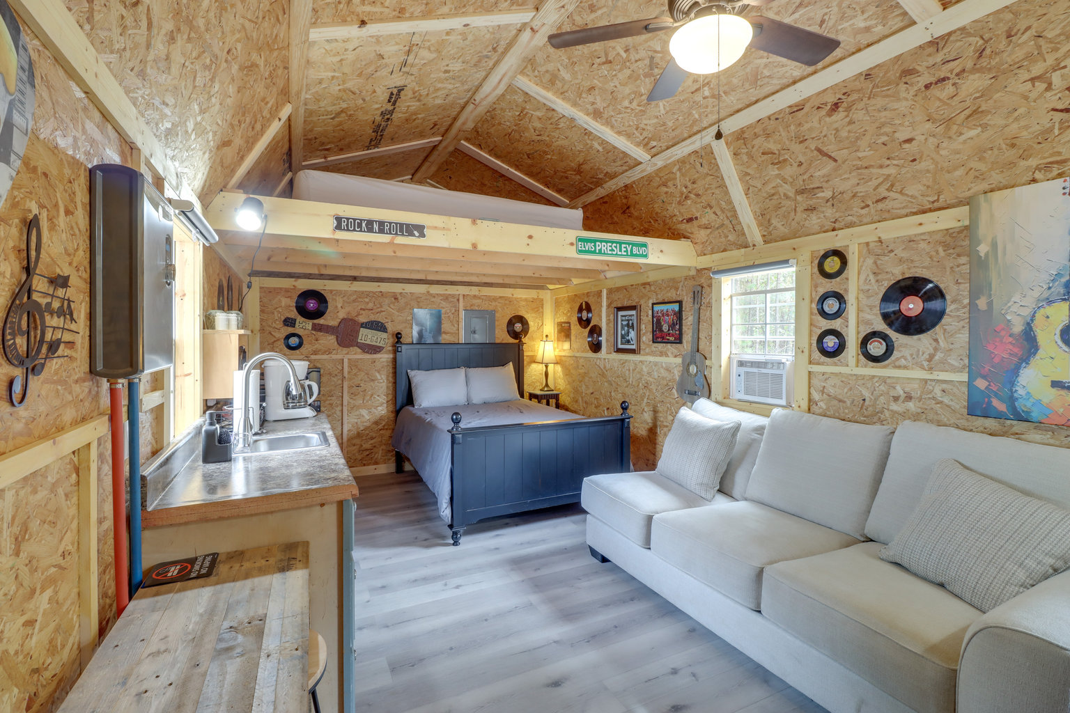 Higden Vacation Rental