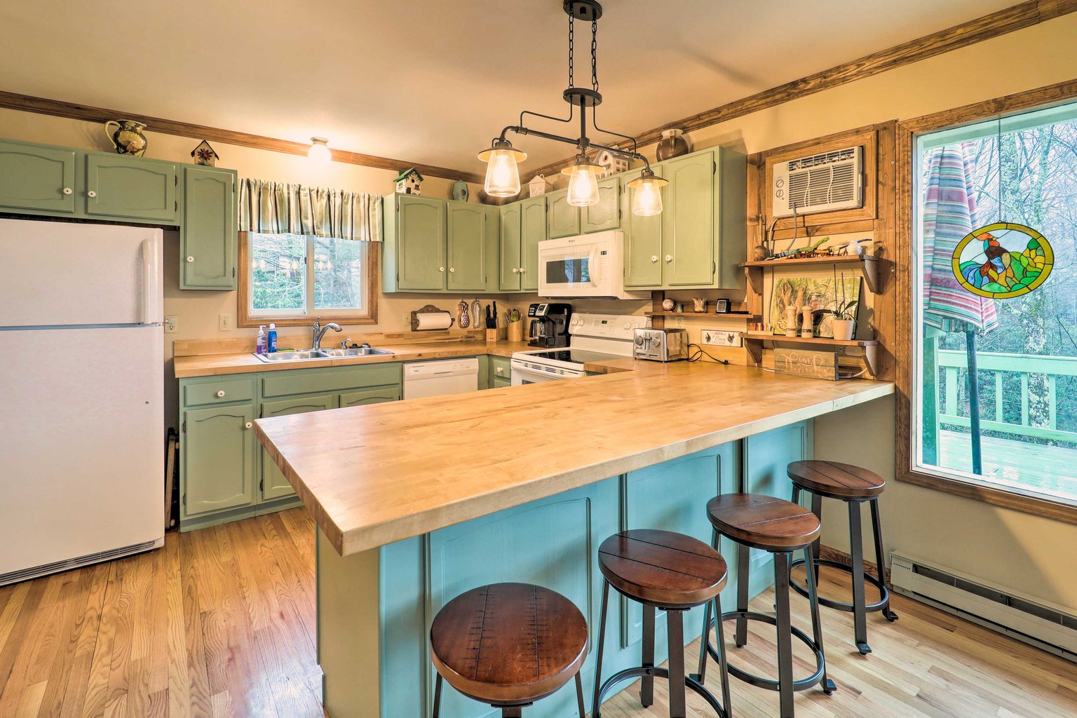 Newland Vacation Rental