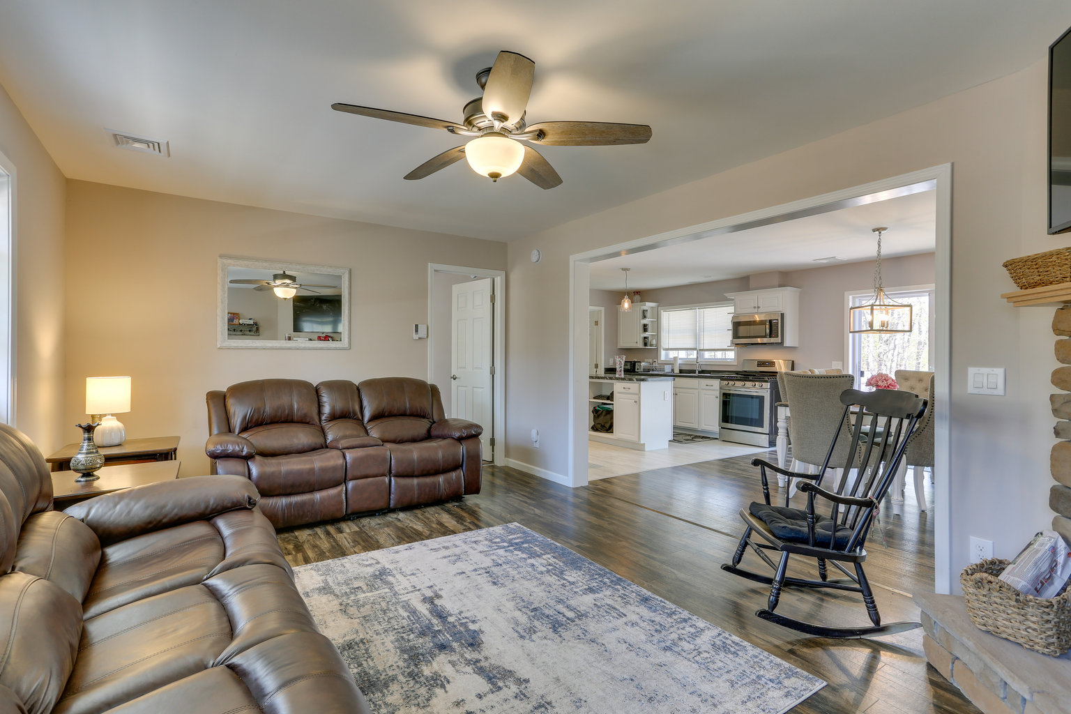 Lake Ariel Vacation Rental