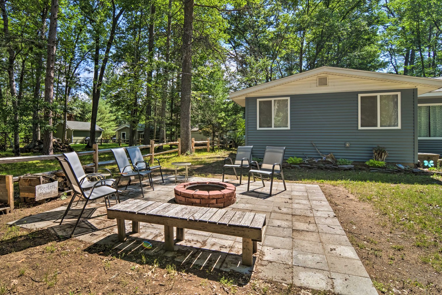 Roscommon Vacation Rental