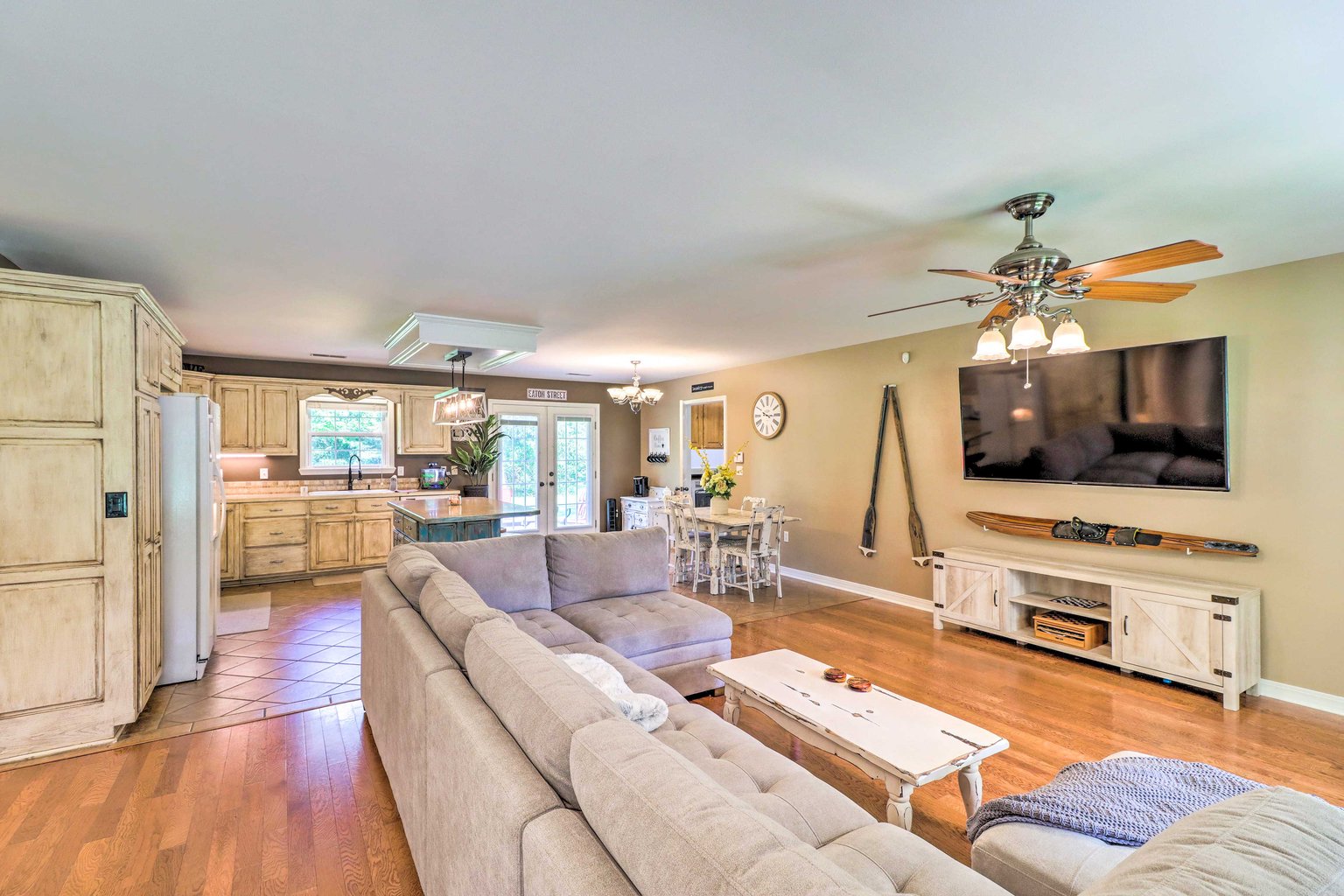 Higden Vacation Rental