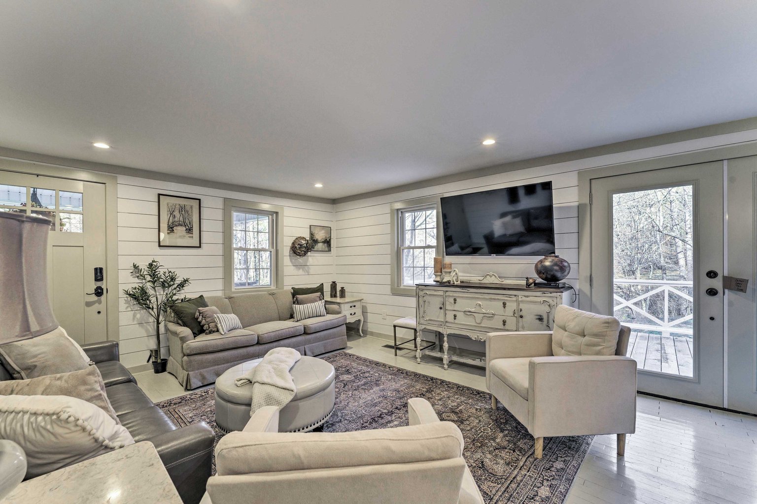 Newland Vacation Rental