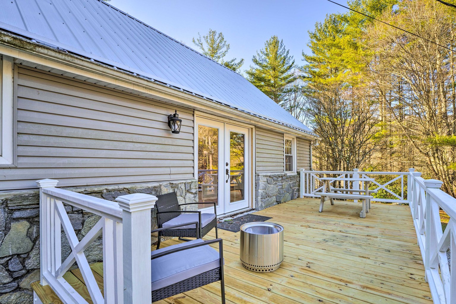 Newland Vacation Rental