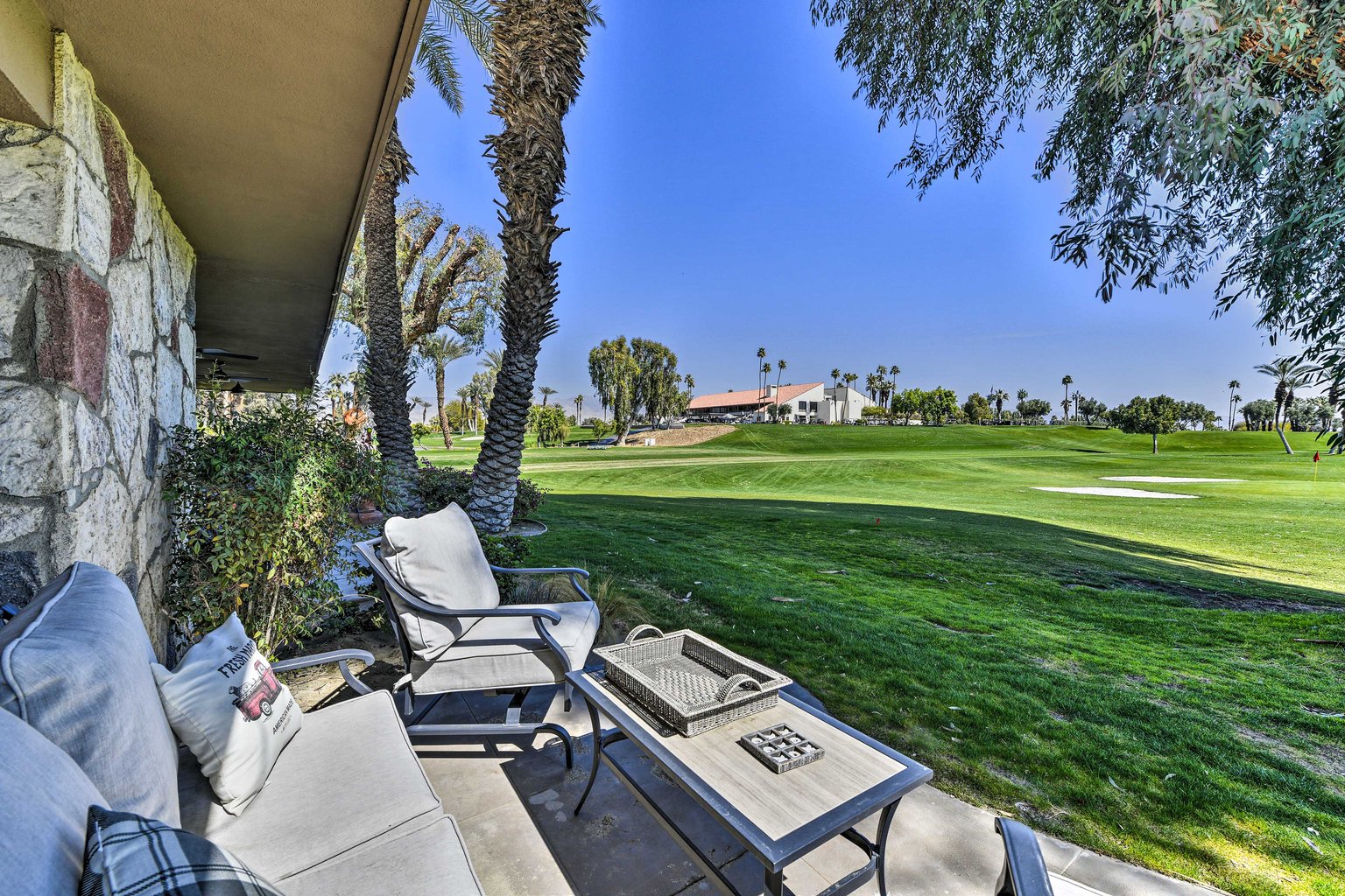 Bermuda Dunes Vacation Rental