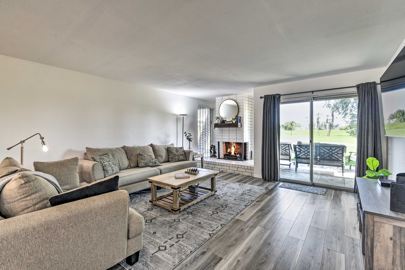 Bermuda Dunes Vacation Rental