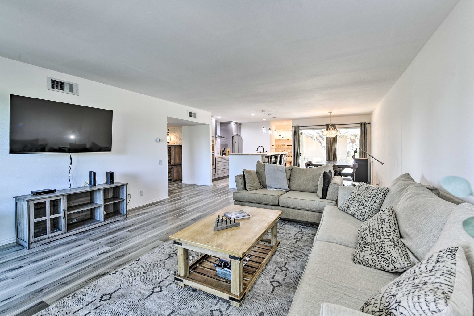 Bermuda Dunes Vacation Rental