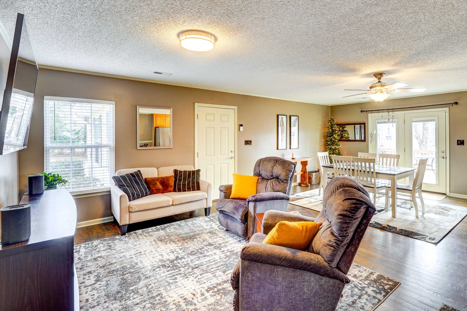 Browns Summit Vacation Rental