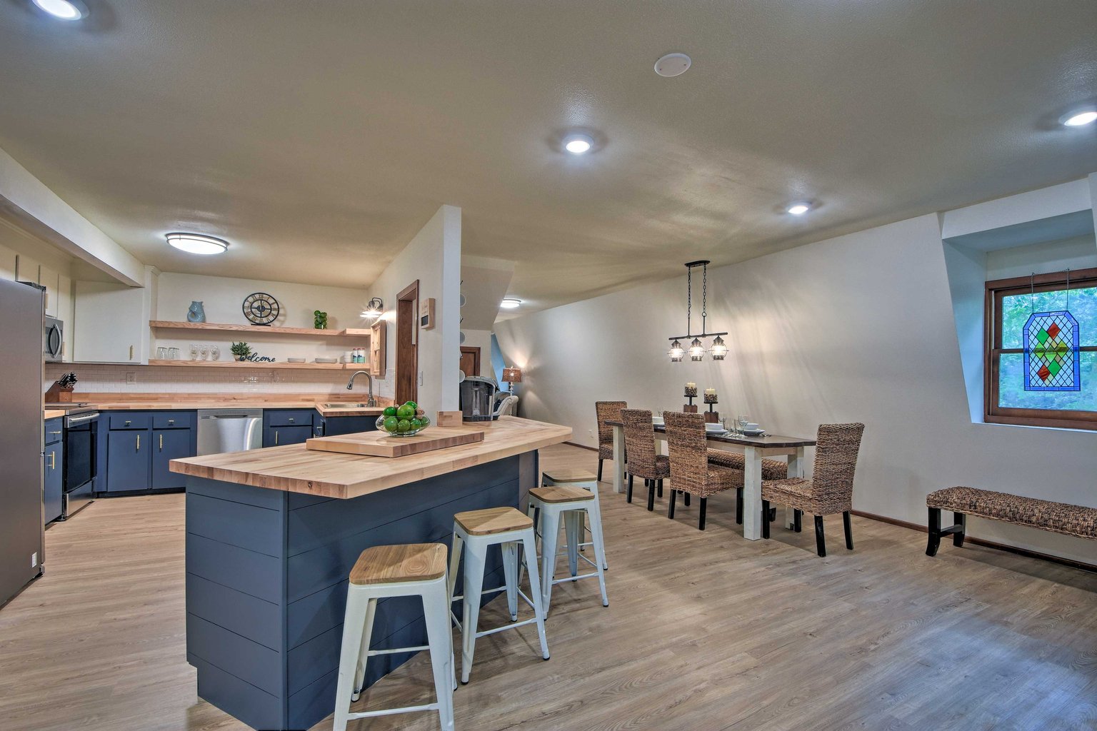 Seneca Vacation Rental