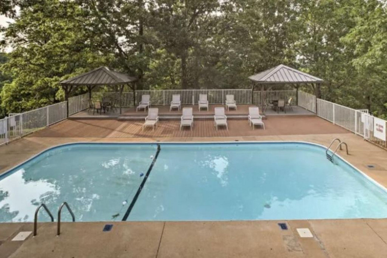 Reeds Spring Vacation Rental