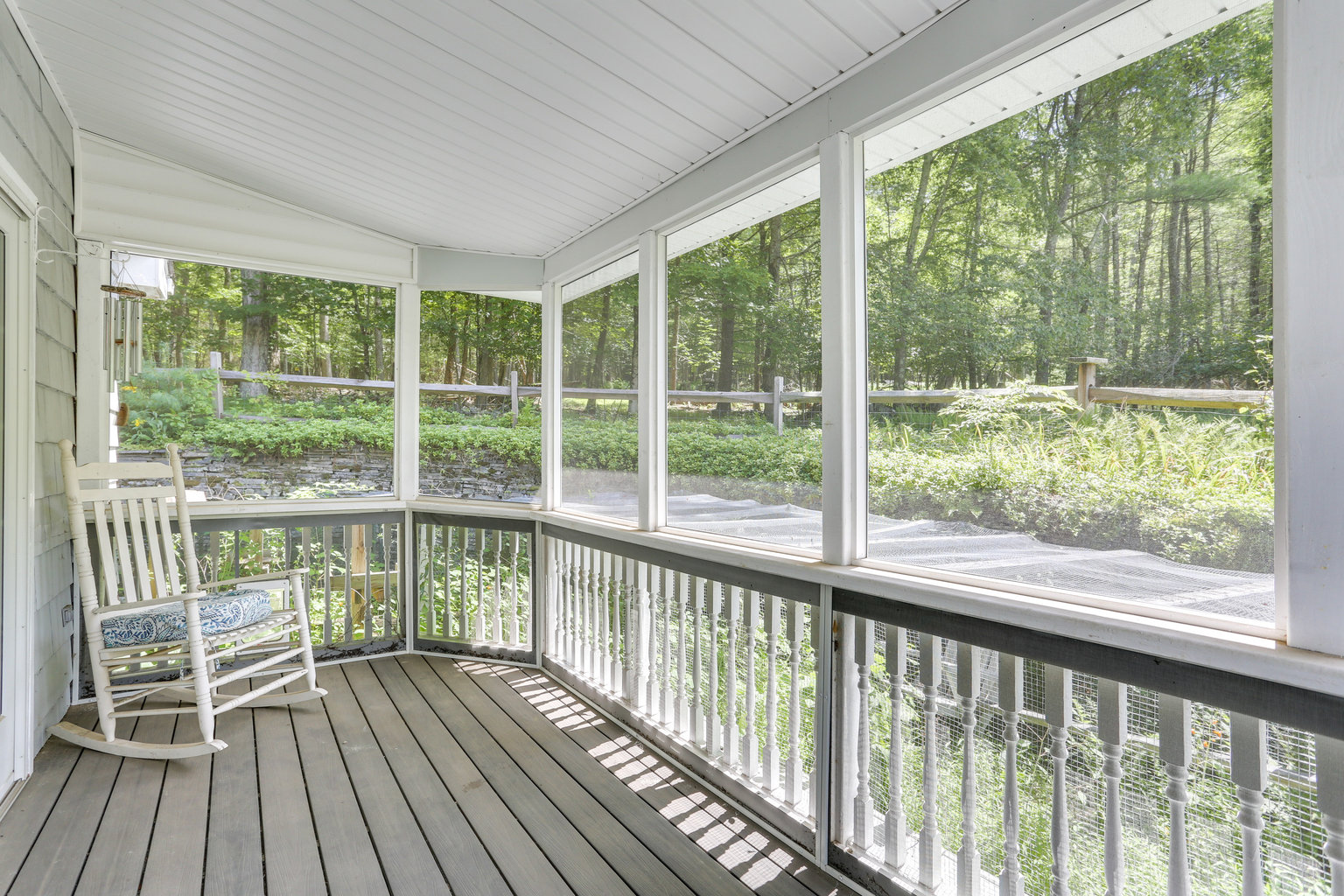 Sparrow Bush Vacation Rental