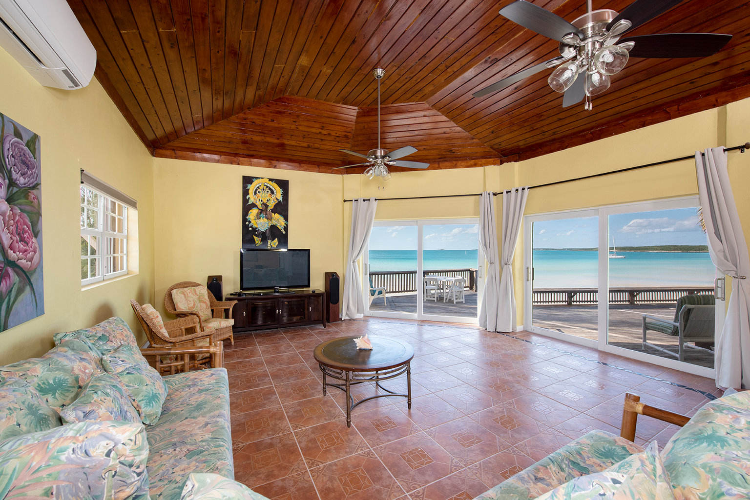 Ten Bay Beach Vacation Rental