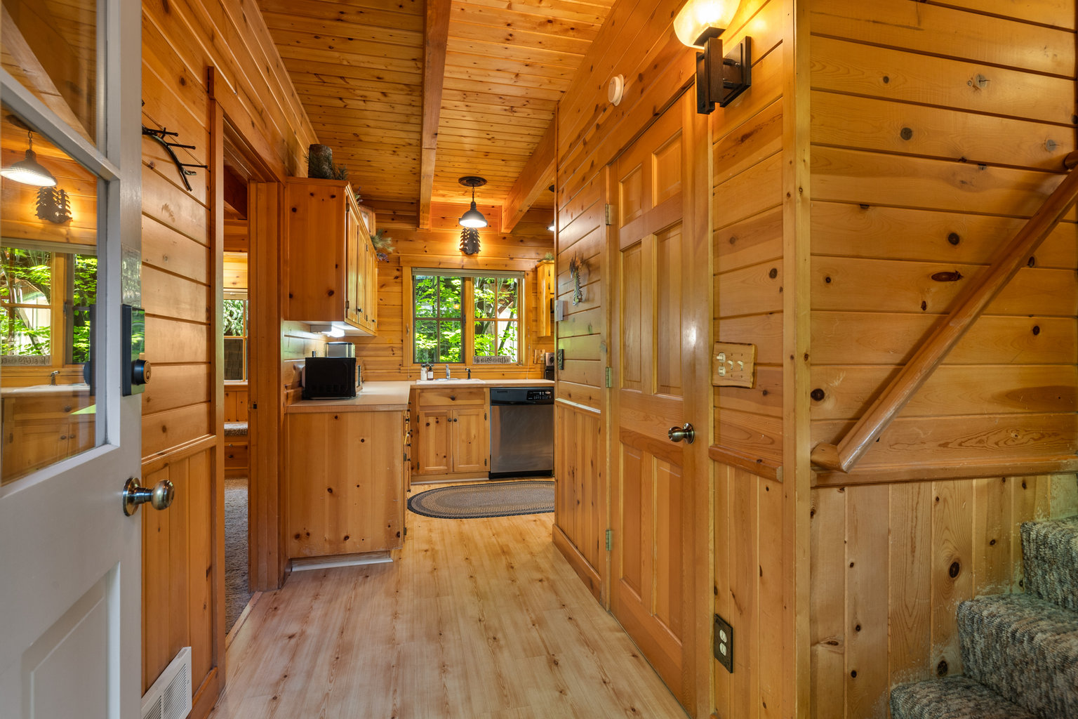 Camp Sherman Vacation Rental