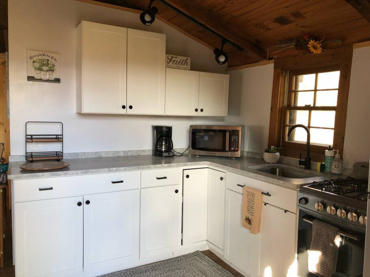 Pine Hill Vacation Rental