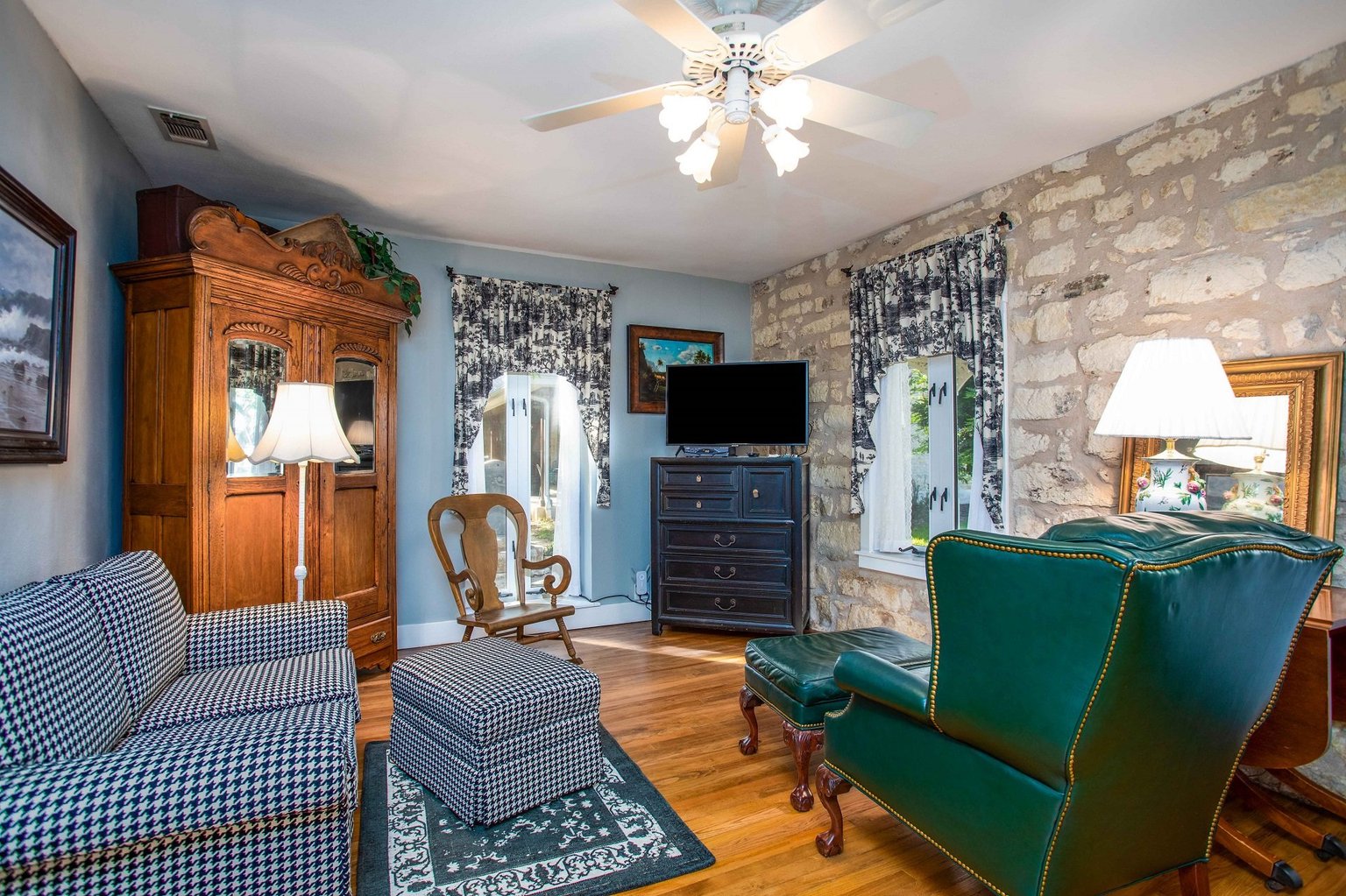 Fredericksburg Vacation Rental