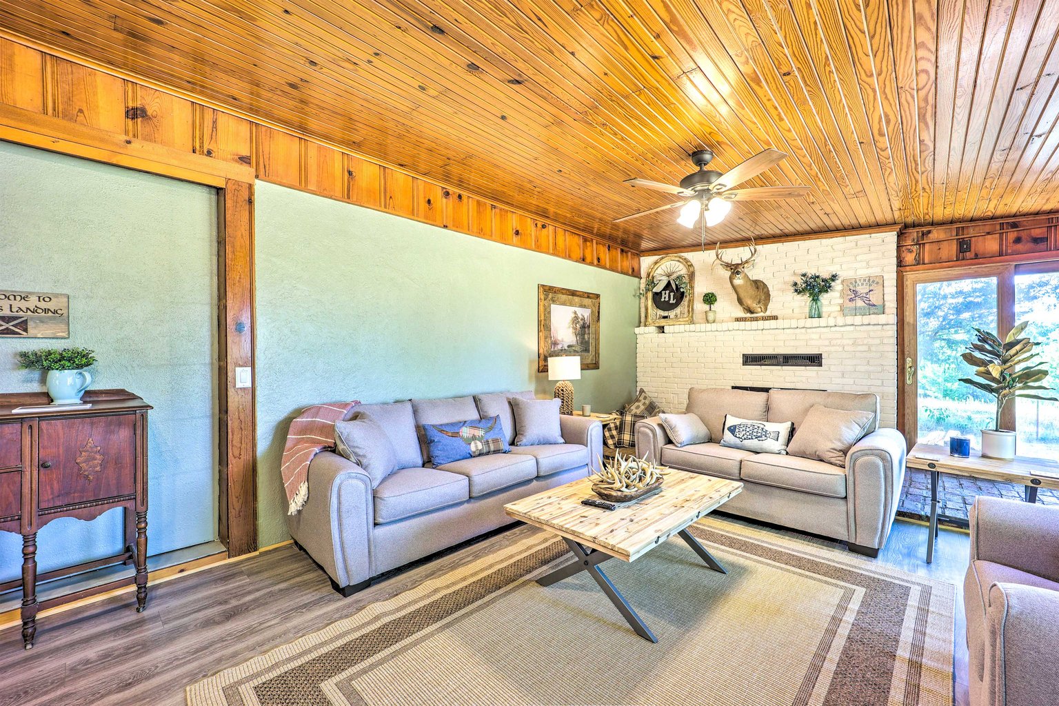 Grove Vacation Rental