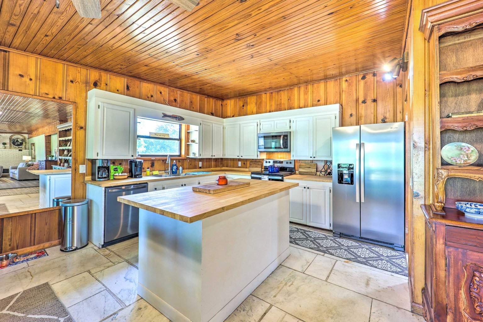Grove Vacation Rental