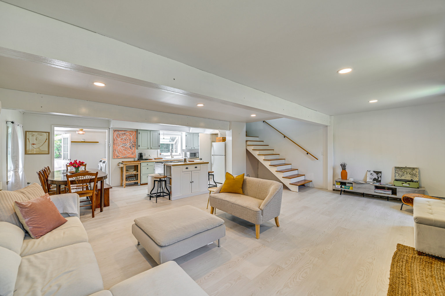 Acra Vacation Rental