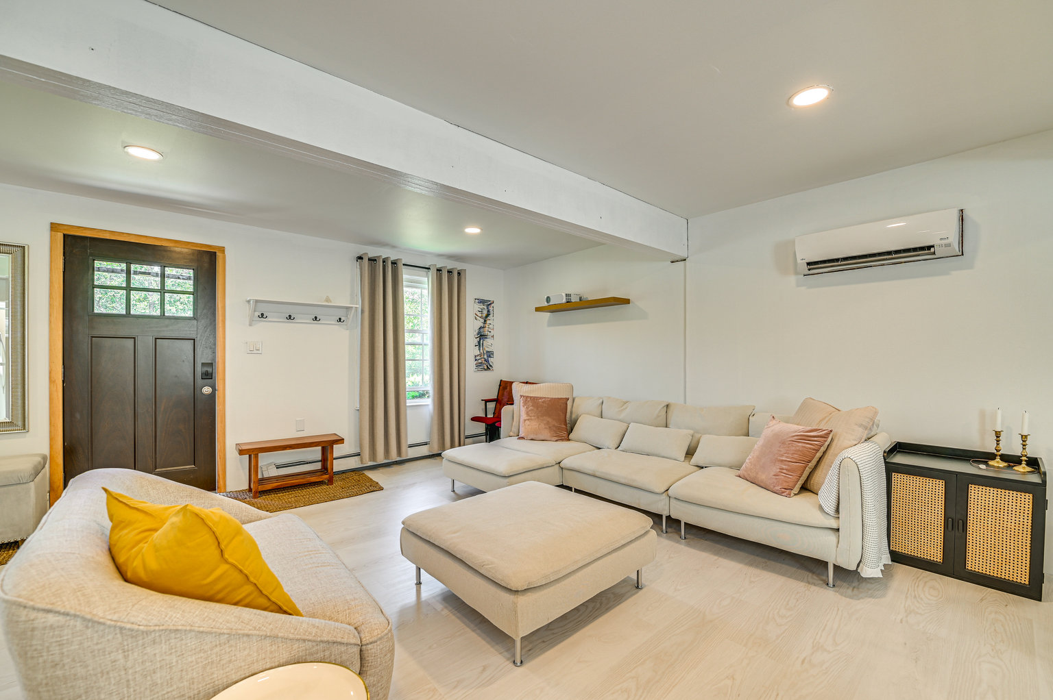 Acra Vacation Rental