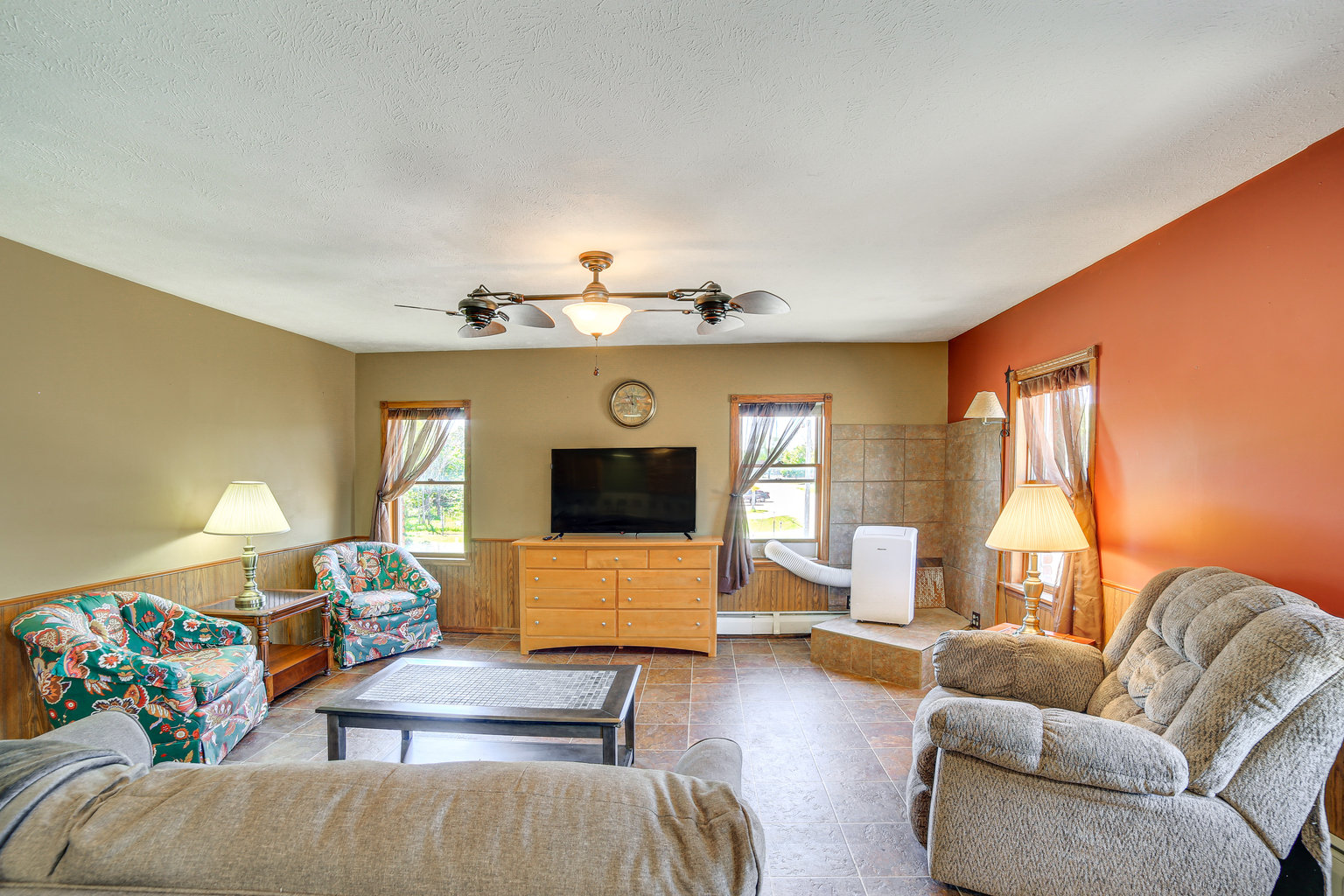 Eben Junction Vacation Rental