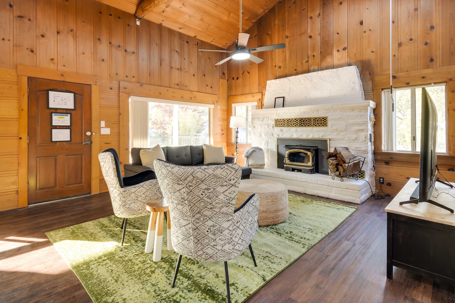 Mariposa Vacation Rental