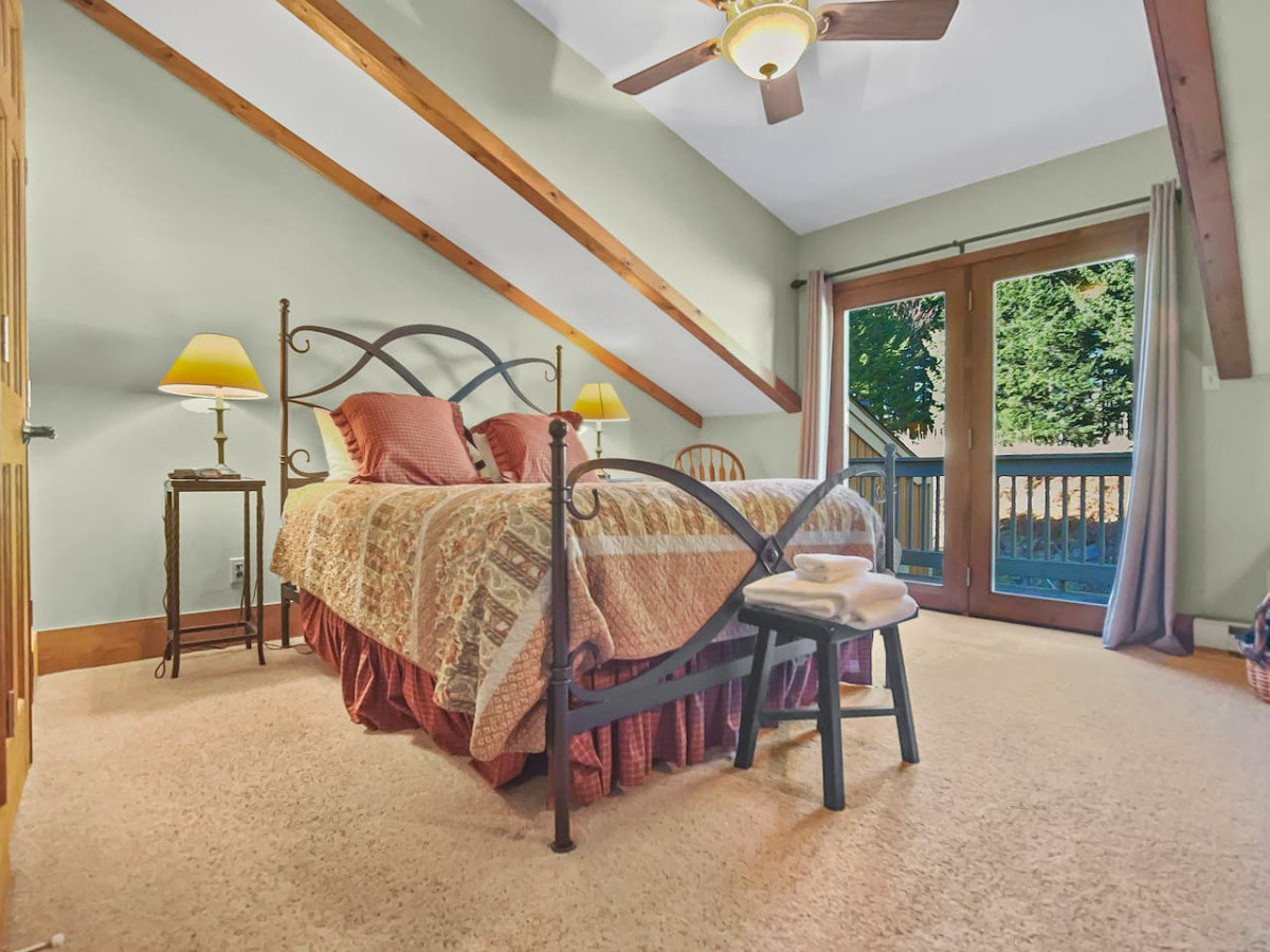 Snowshoe Vacation Rental