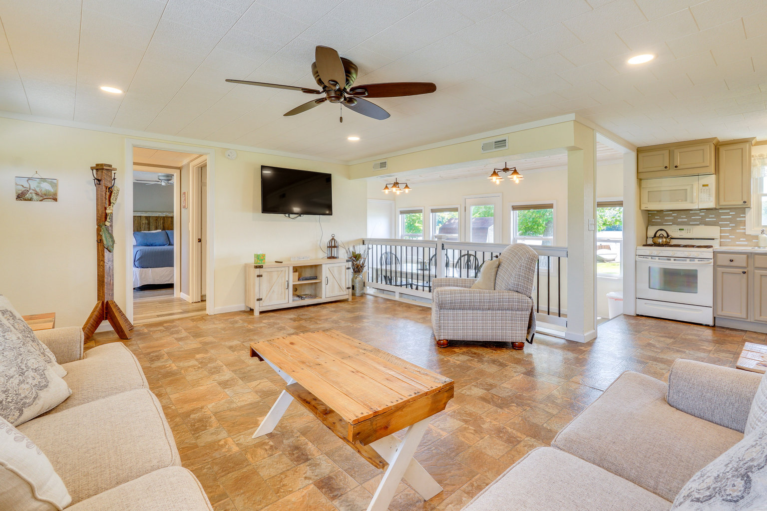 Howe Vacation Rental