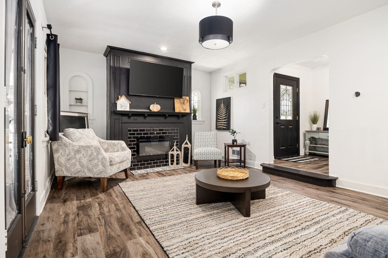 Pekin Vacation Rental