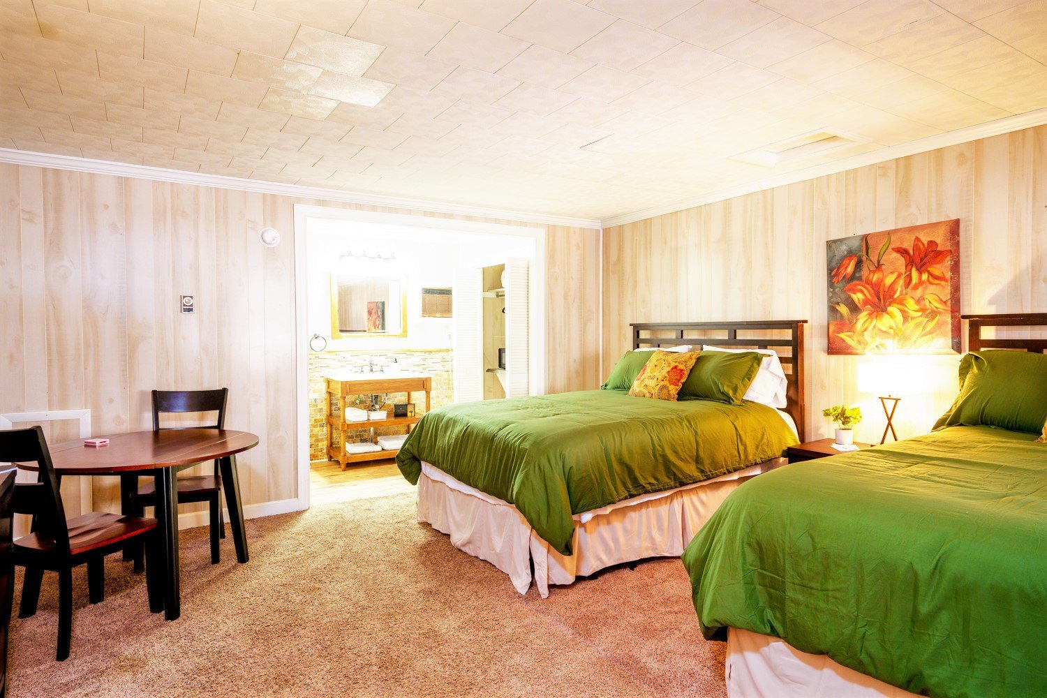 Elkins Vacation Rental