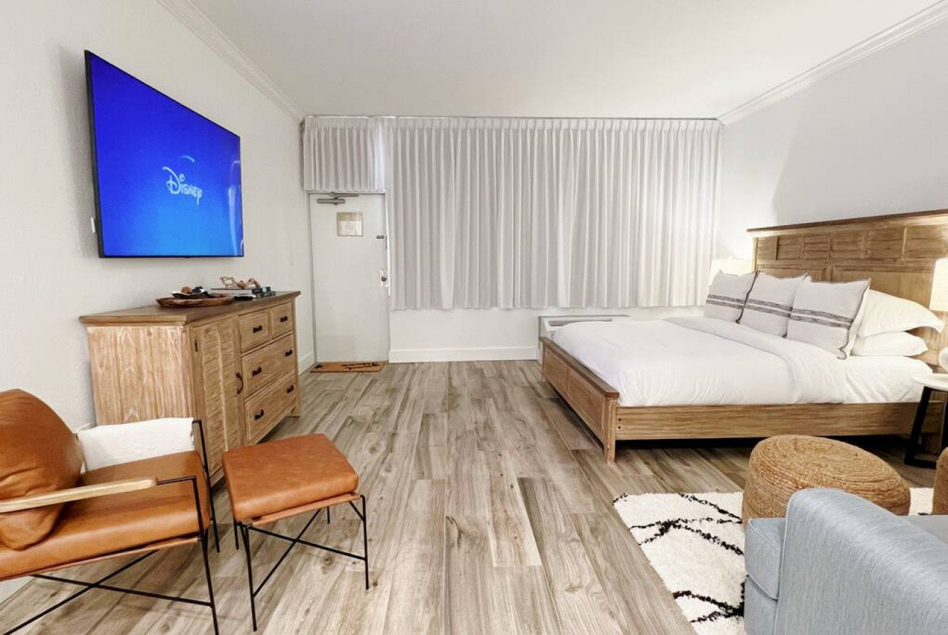 Ruskin Vacation Rental