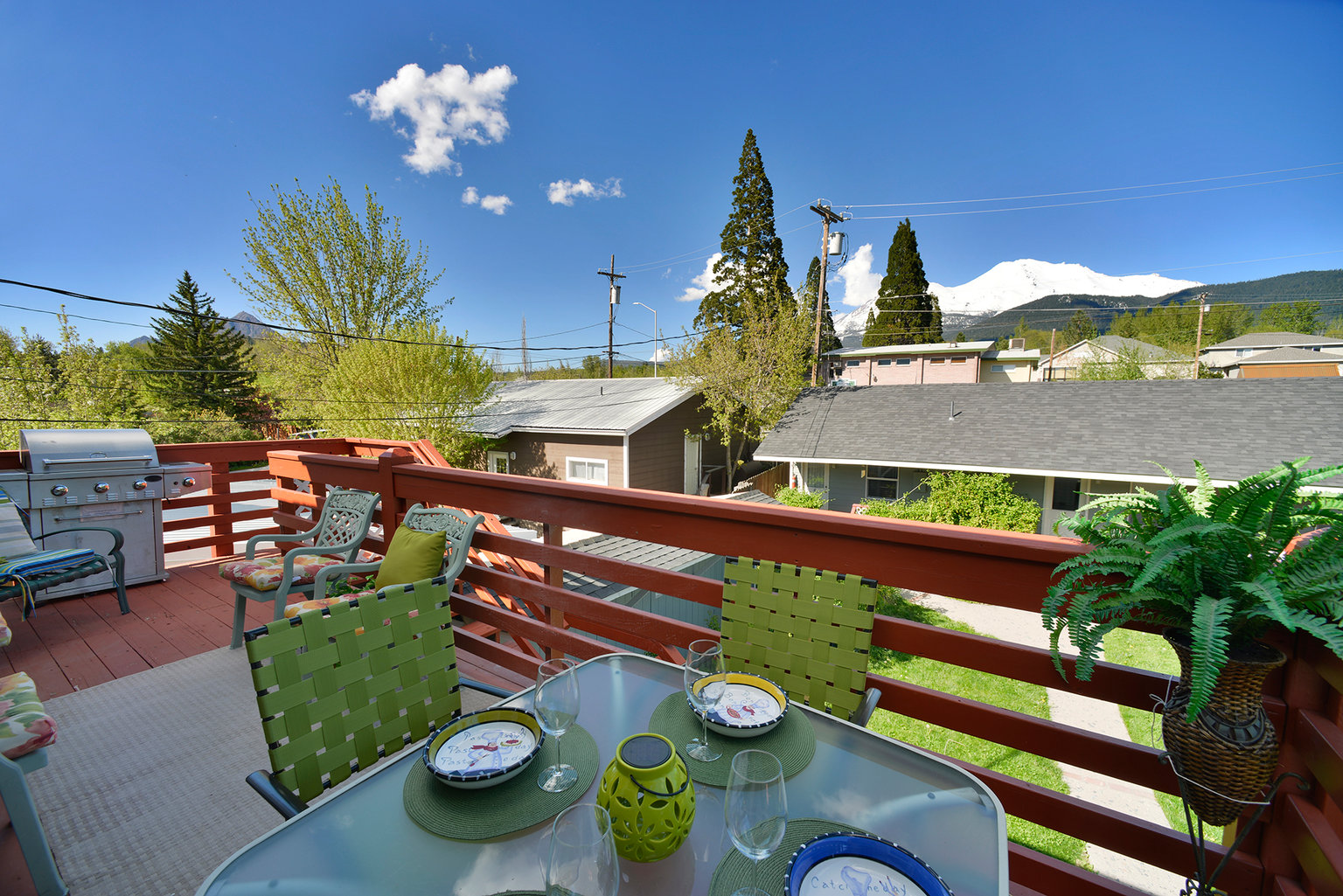 Mount Shasta Vacation Rental
