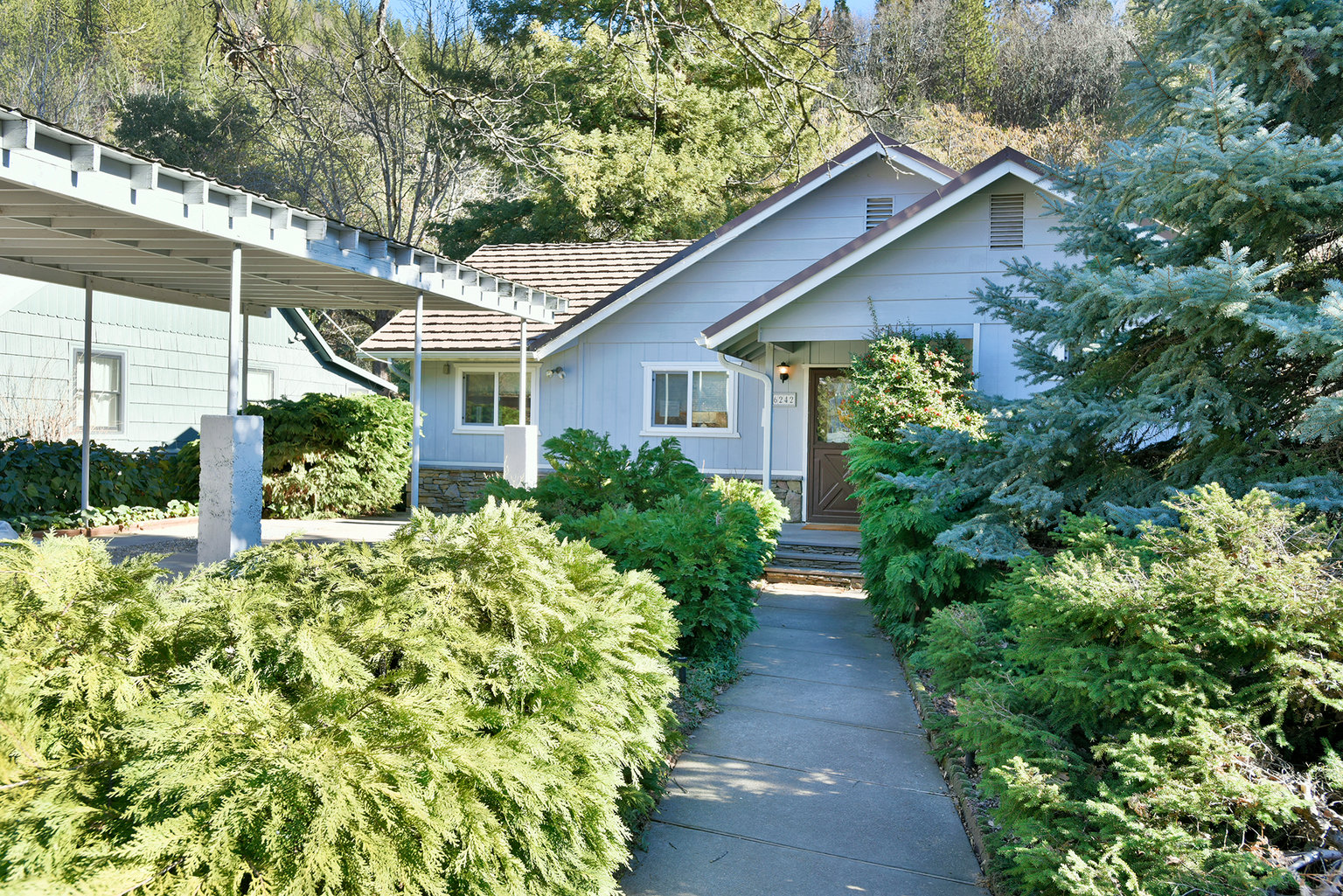 Dunsmuir Vacation Rental