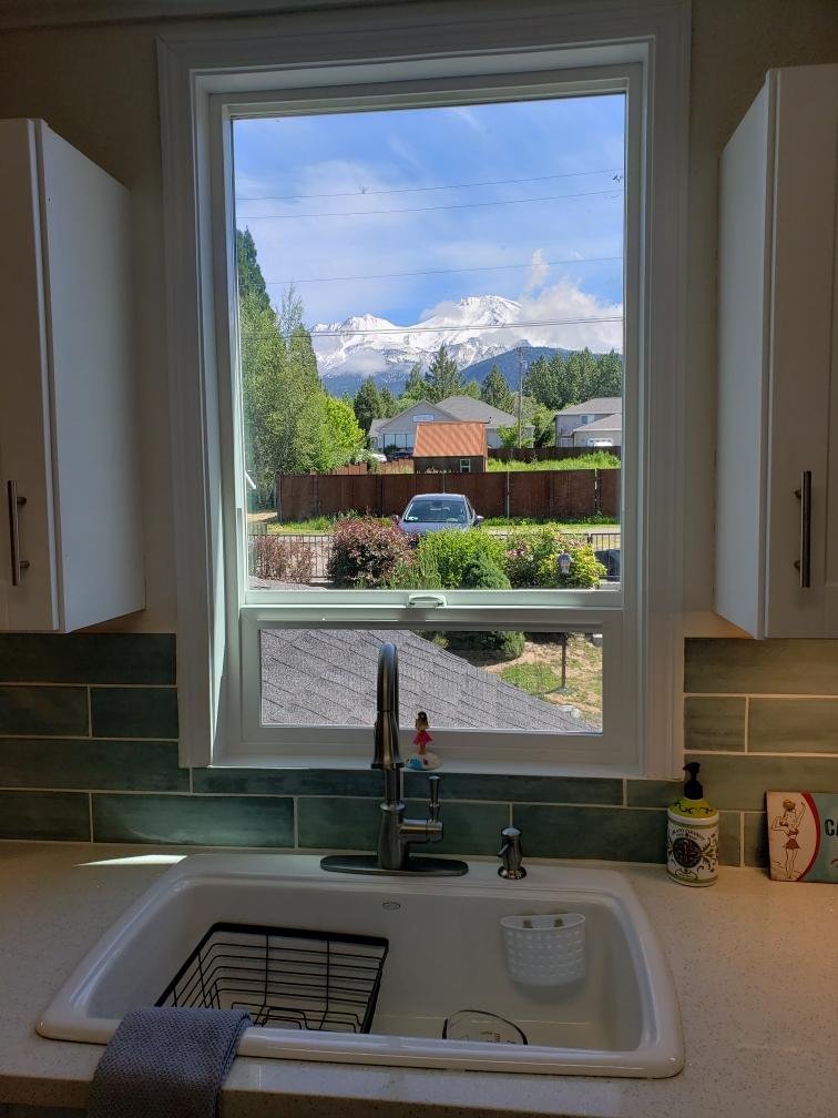 Mount Shasta Vacation Rental
