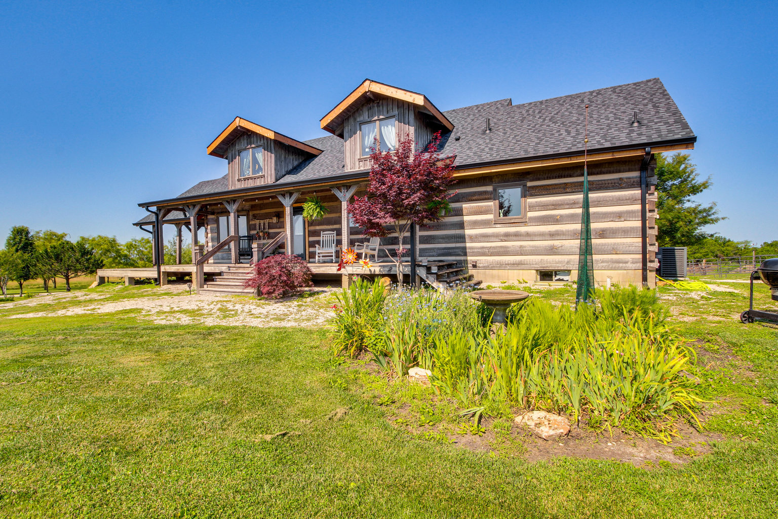 Paola Vacation Rental