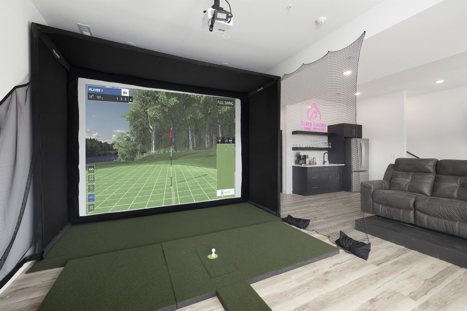 HOLLISTER Vacation Rental