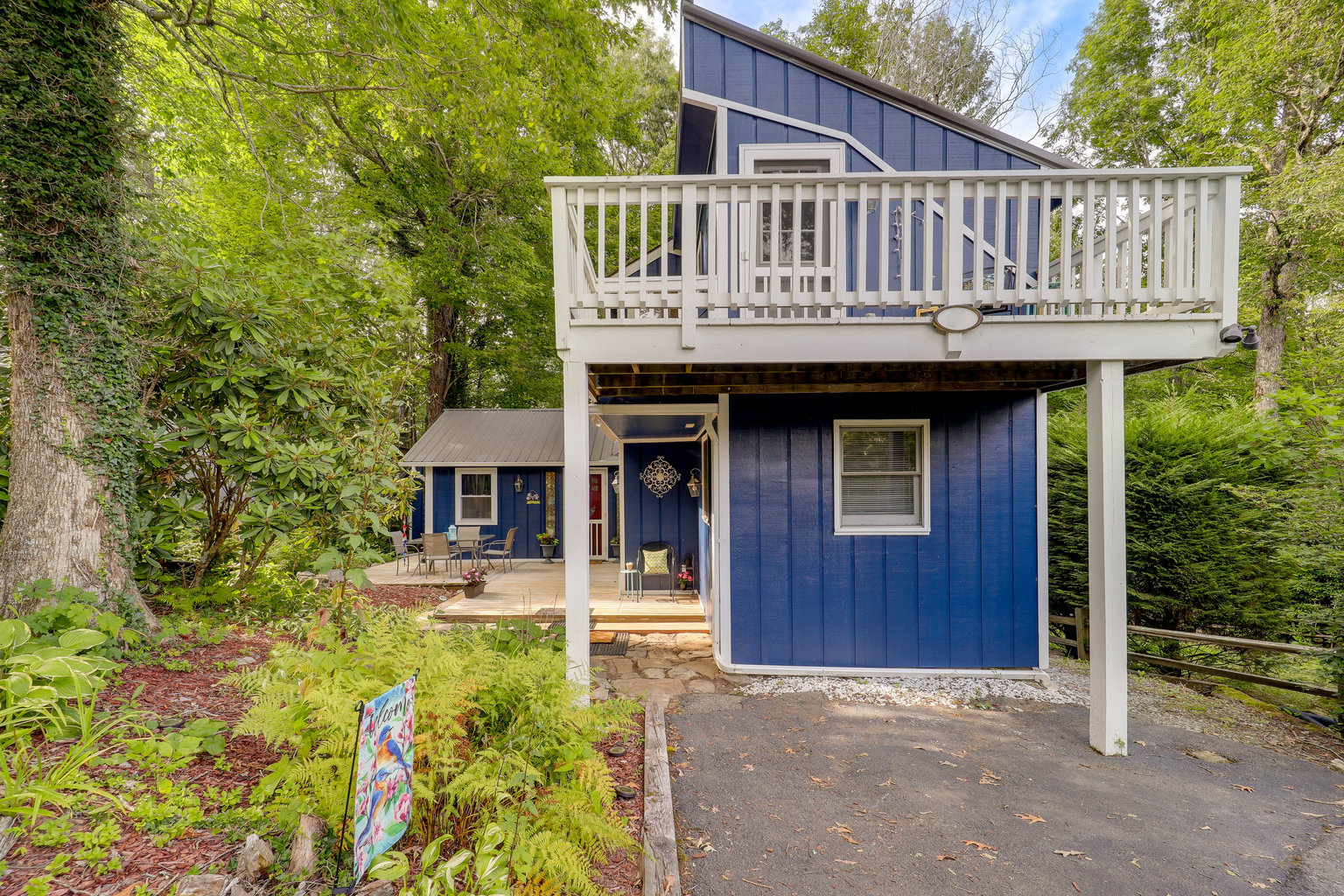 Newland Vacation Rental