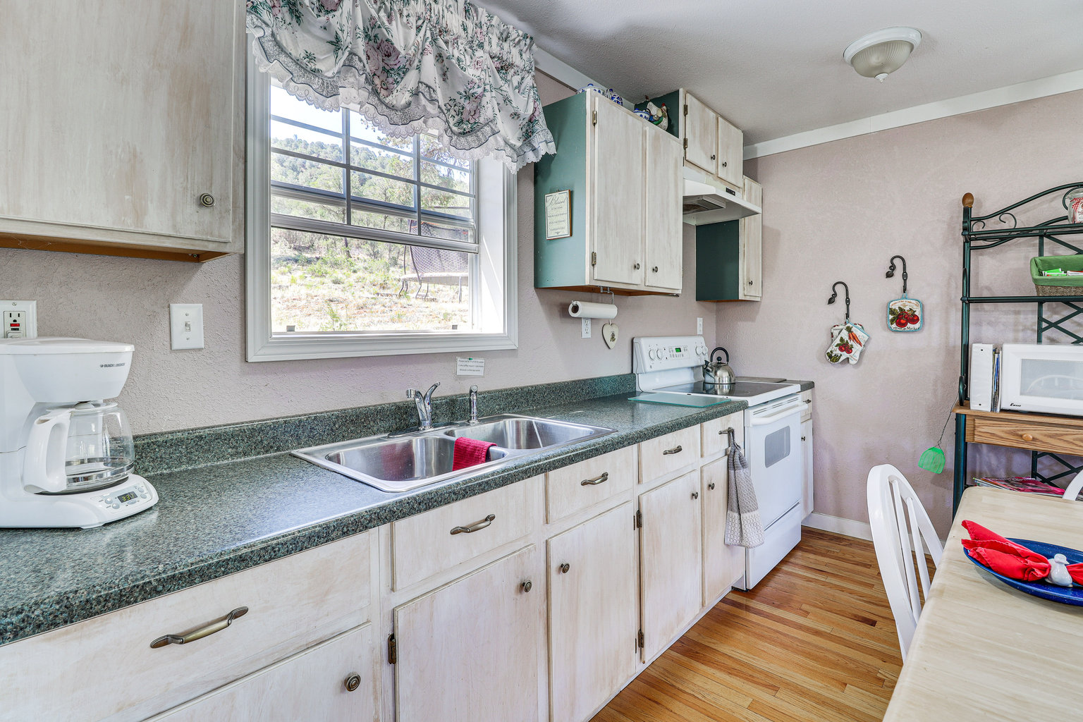 Nogal Vacation Rental