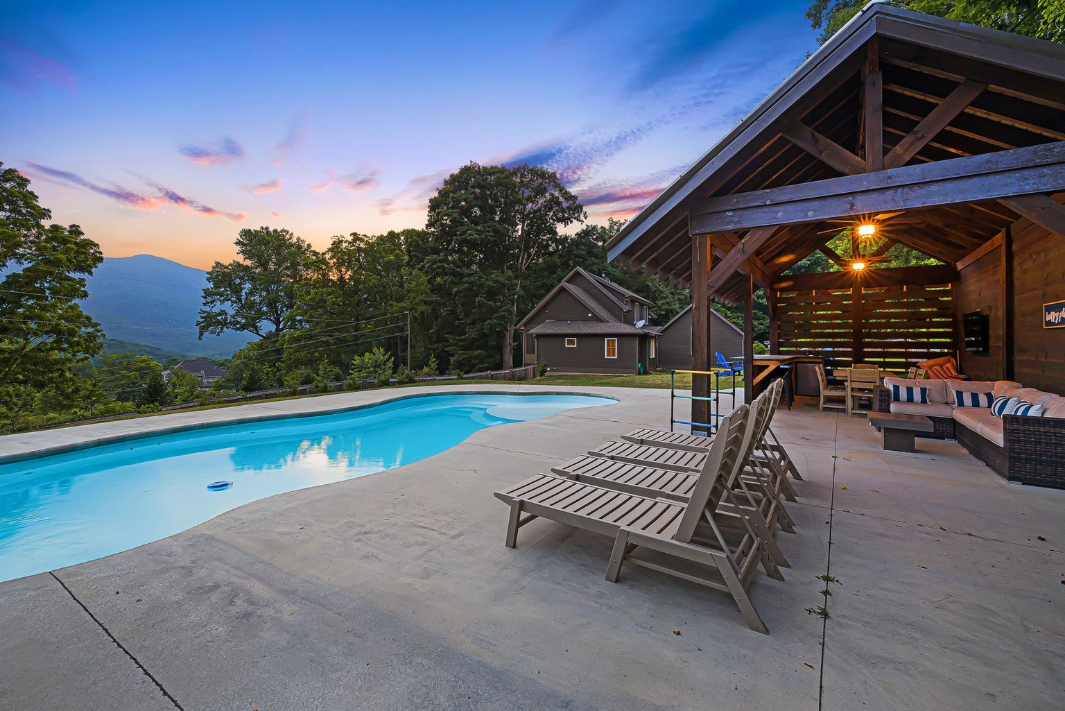 Black Mountain Vacation Rental