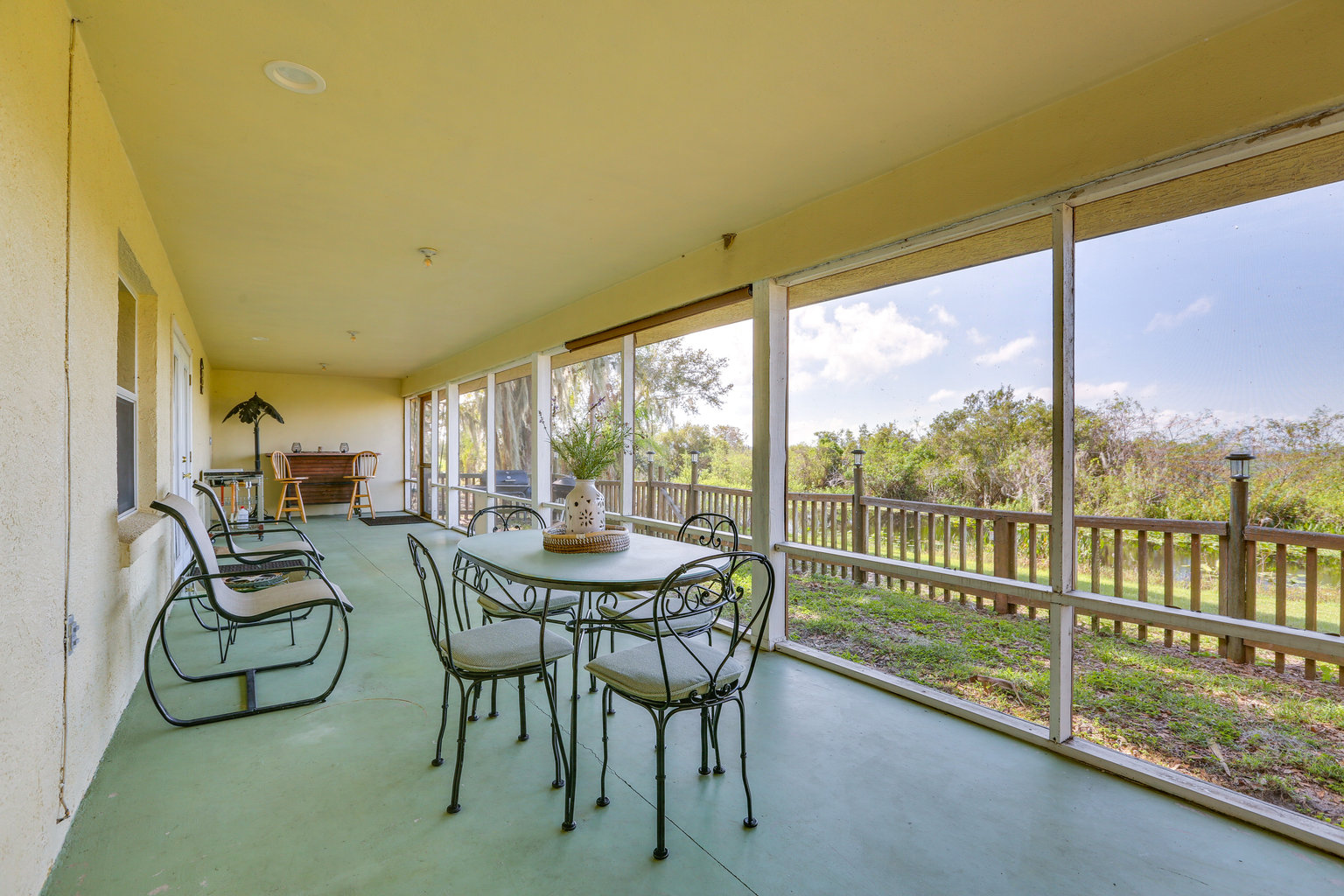 Lorida Vacation Rental