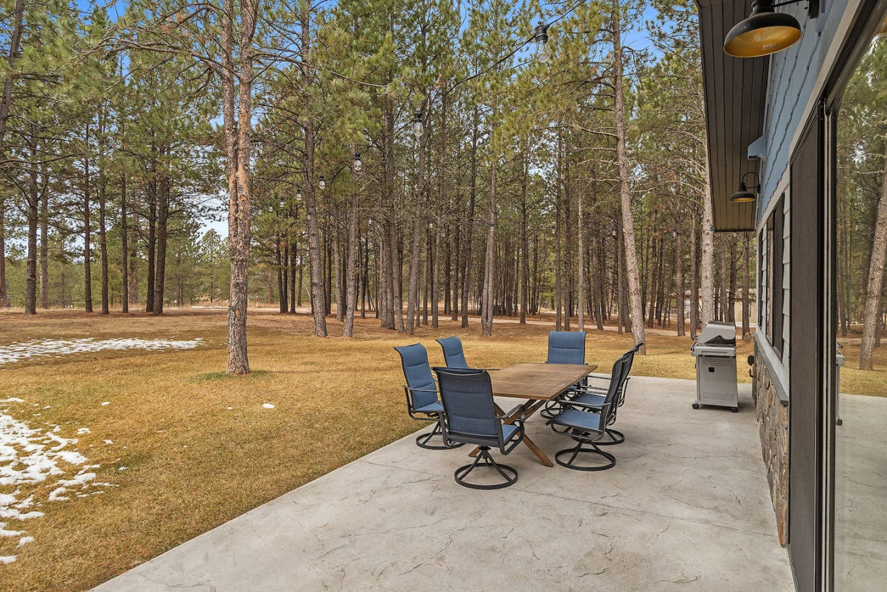 Custer Vacation Rental