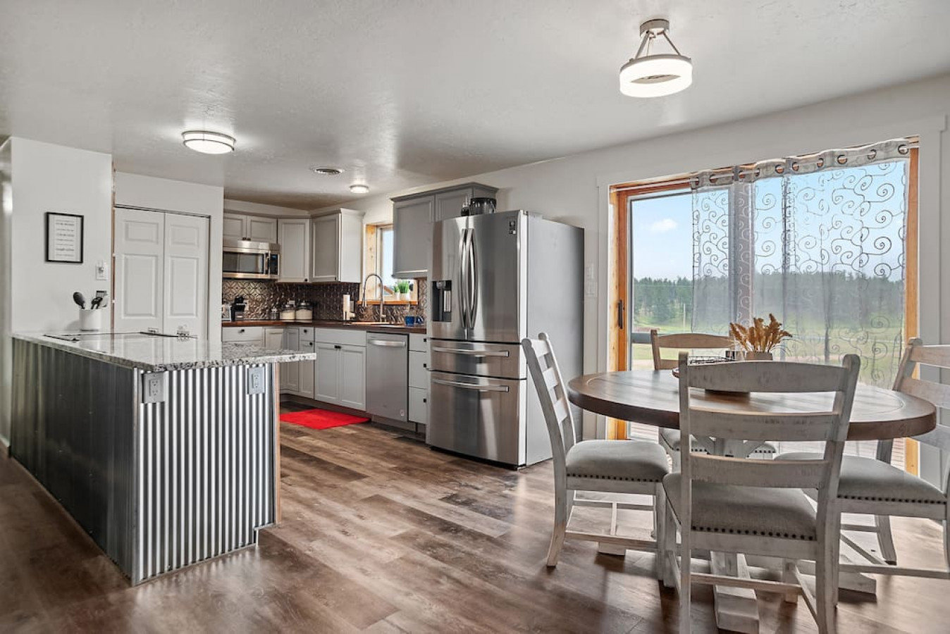 Custer Vacation Rental