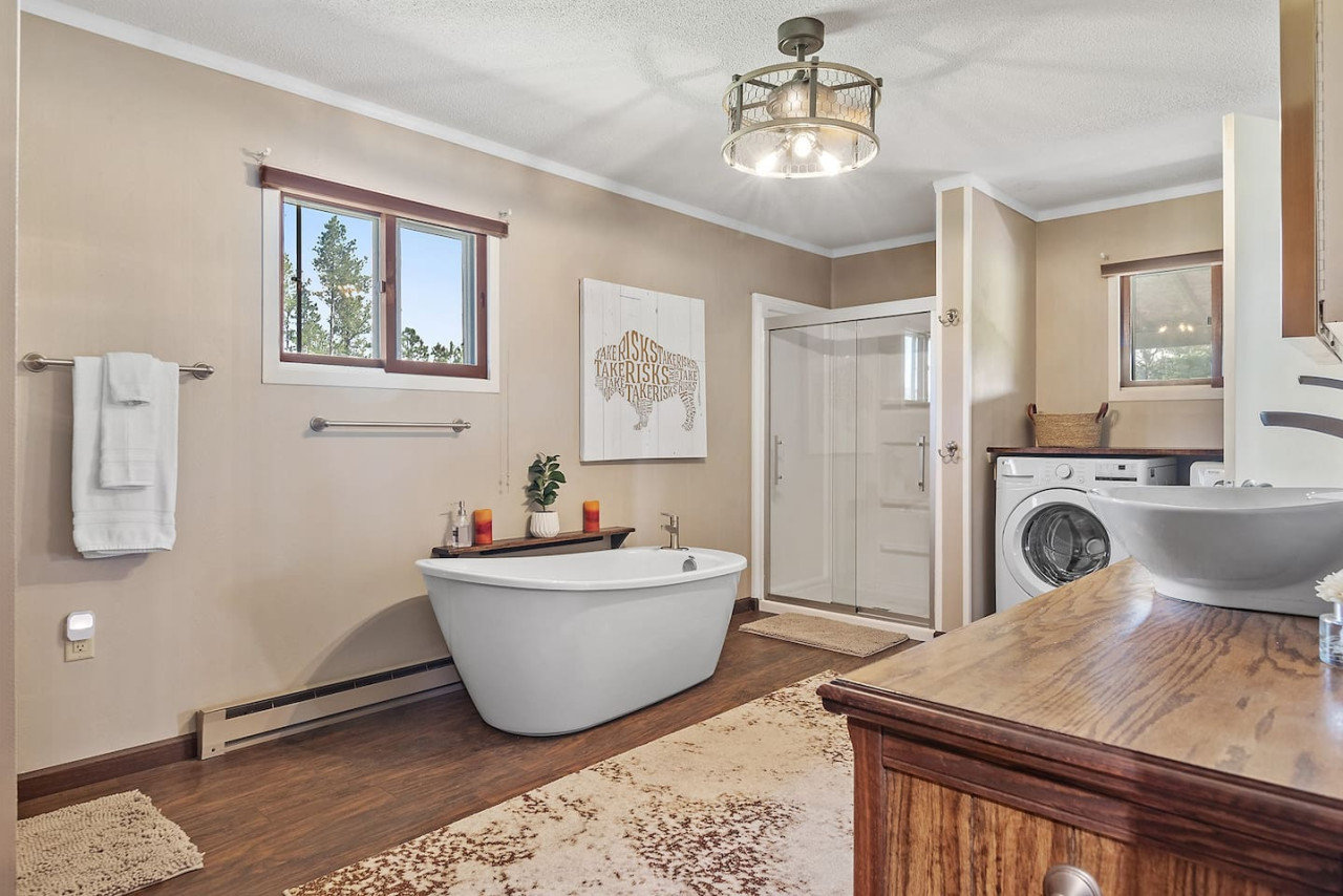 Custer Vacation Rental